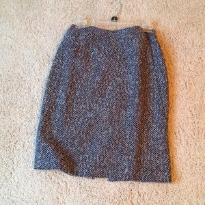 Tweed skirt